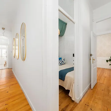 Large By Avenida Da Liberdade 7br * Lisbon