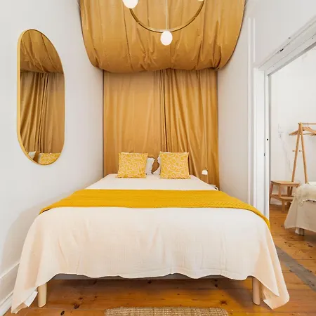 Large By Avenida Da Liberdade 7br Lisboa