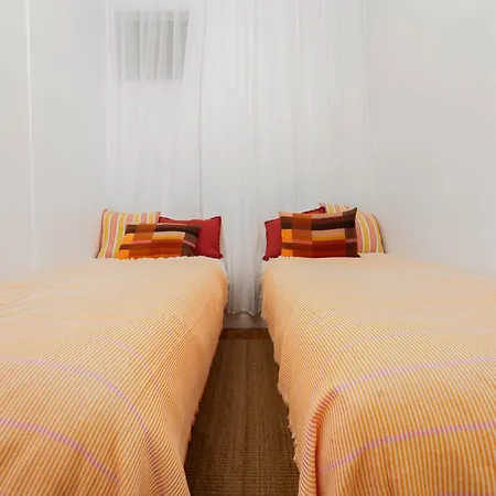 Large By Avenida Da Liberdade 7br * Lisbon