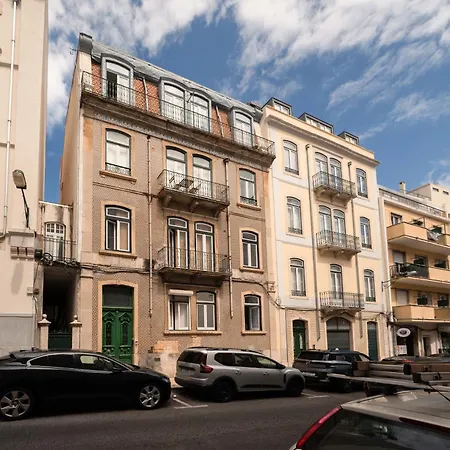 Large By Avenida Da Liberdade 7br Lisbon