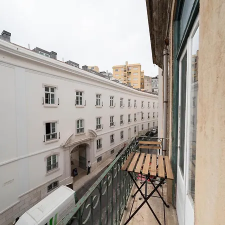 Apartment Large By Avenida Da Liberdade 7br *